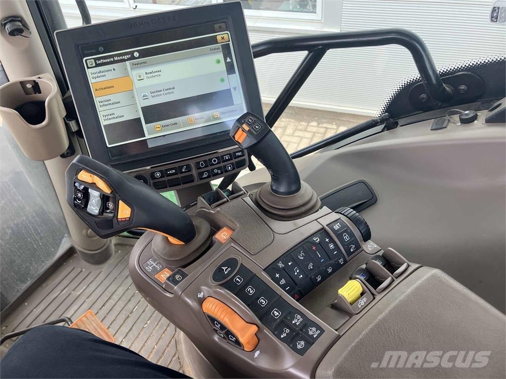 John Deere 6R 250 Tractoare