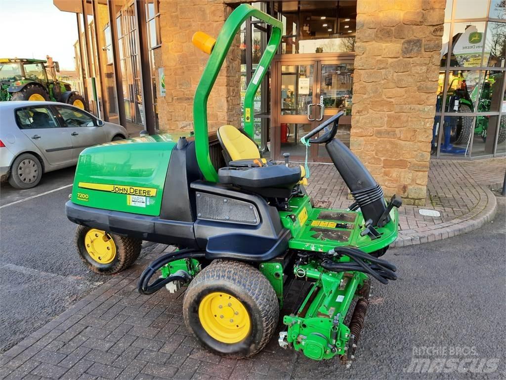 John Deere 7200 Masini de tuns
