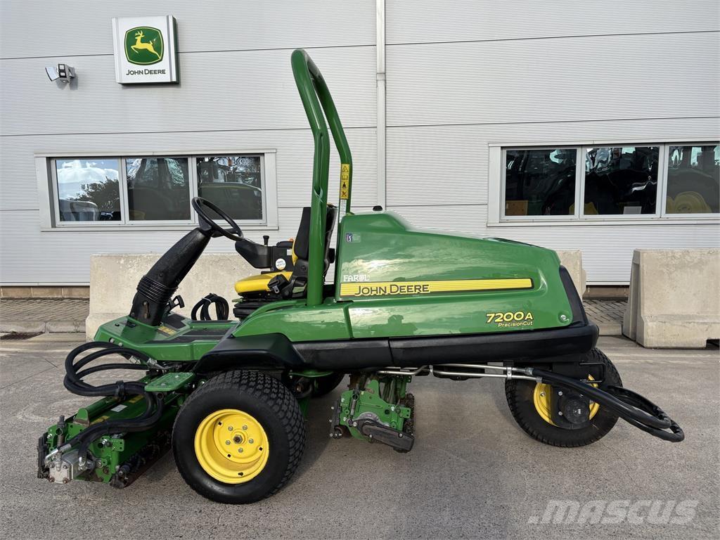 John Deere 7200A Masini de tuns
