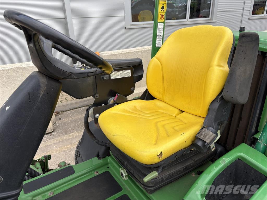 John Deere 7200A Masini de tuns