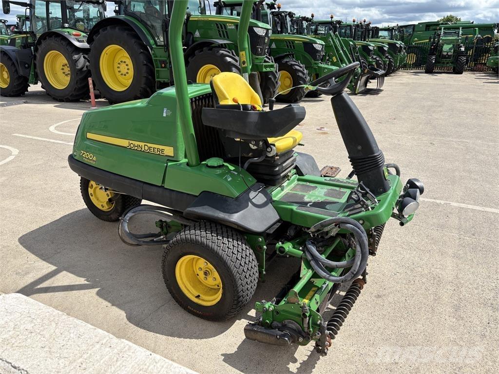 John Deere 7200A Masini de tuns