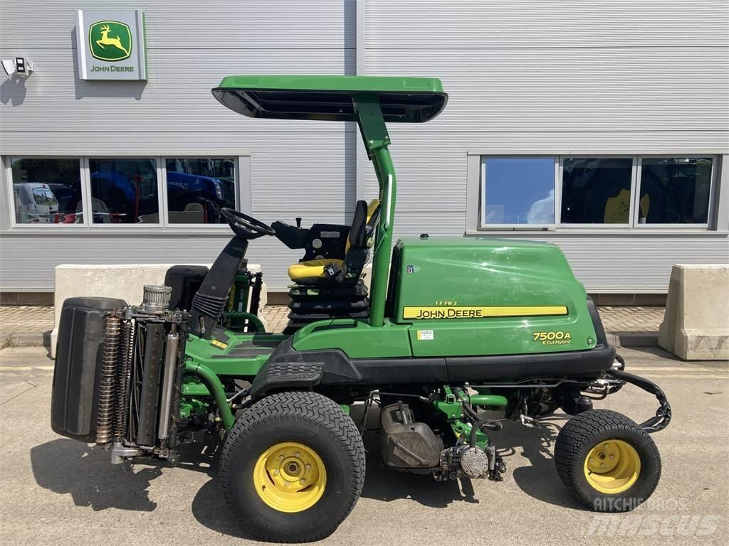 John Deere 7500AE Masini de tuns