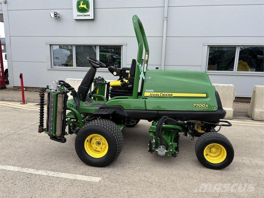 John Deere 7700A Masini de tuns
