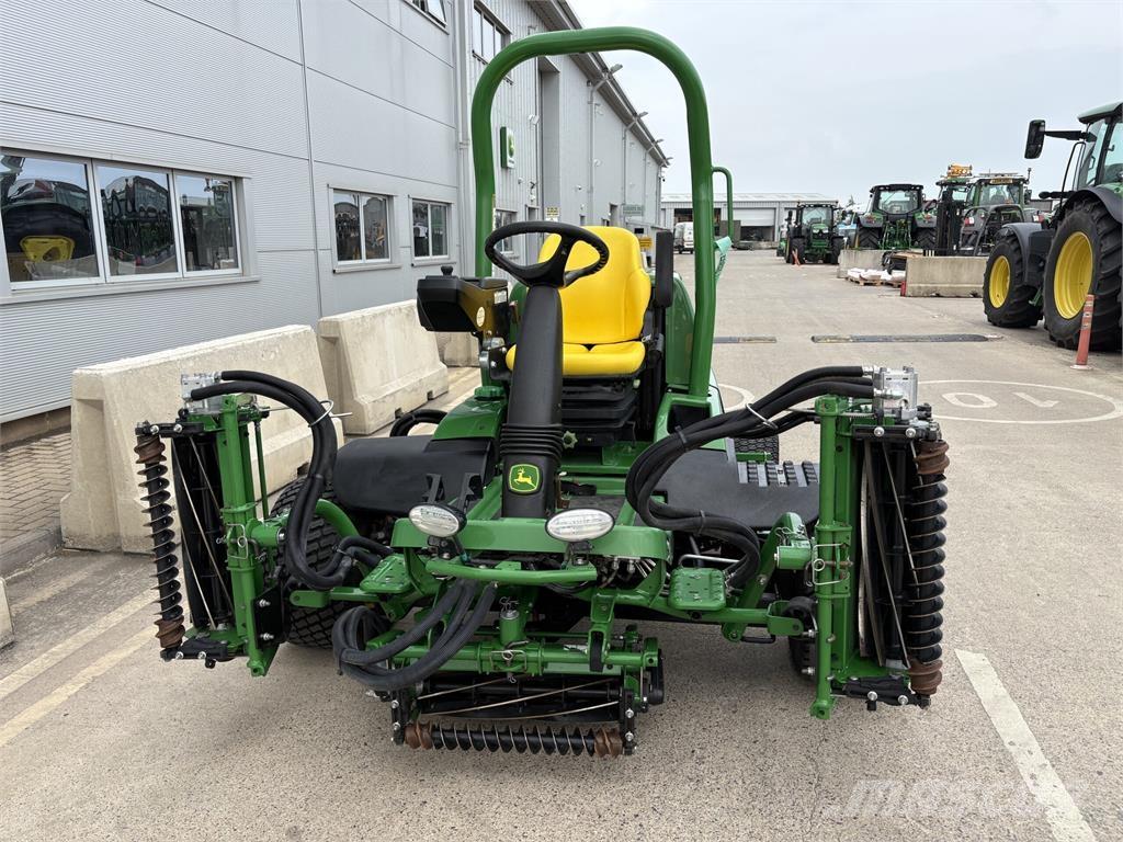 John Deere 7700A Masini de tuns
