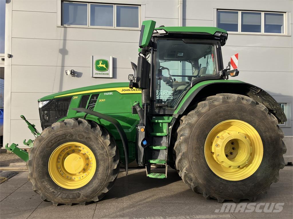 John Deere 7R 330 Tractoare
