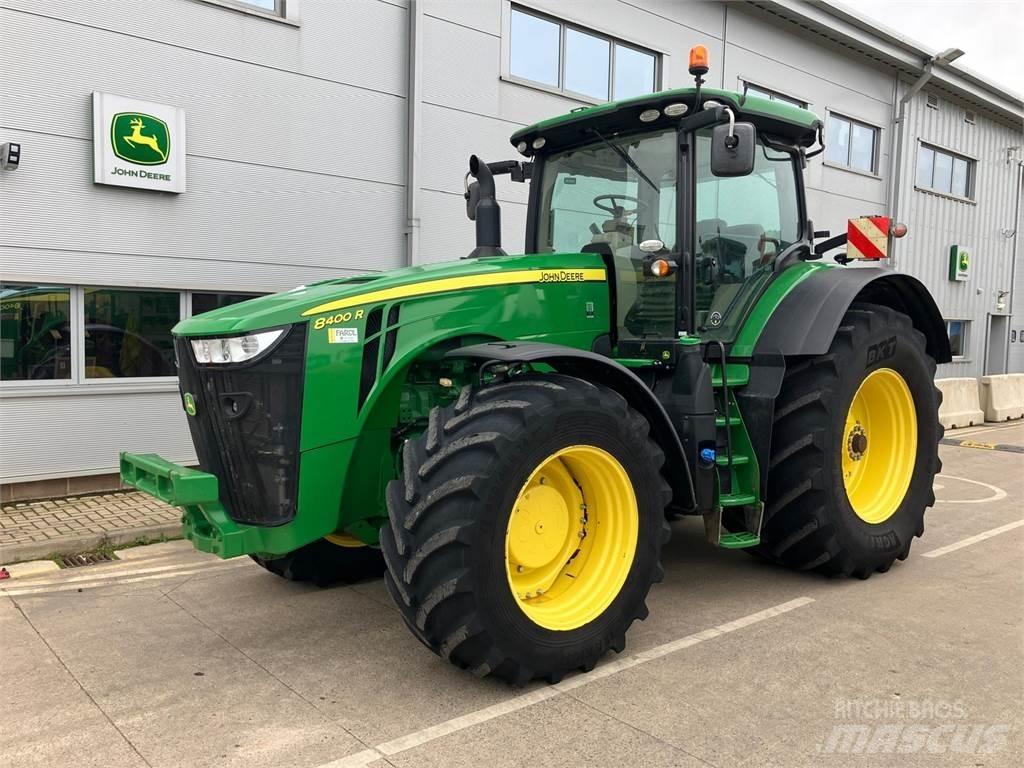 John Deere 8400R Tractoare
