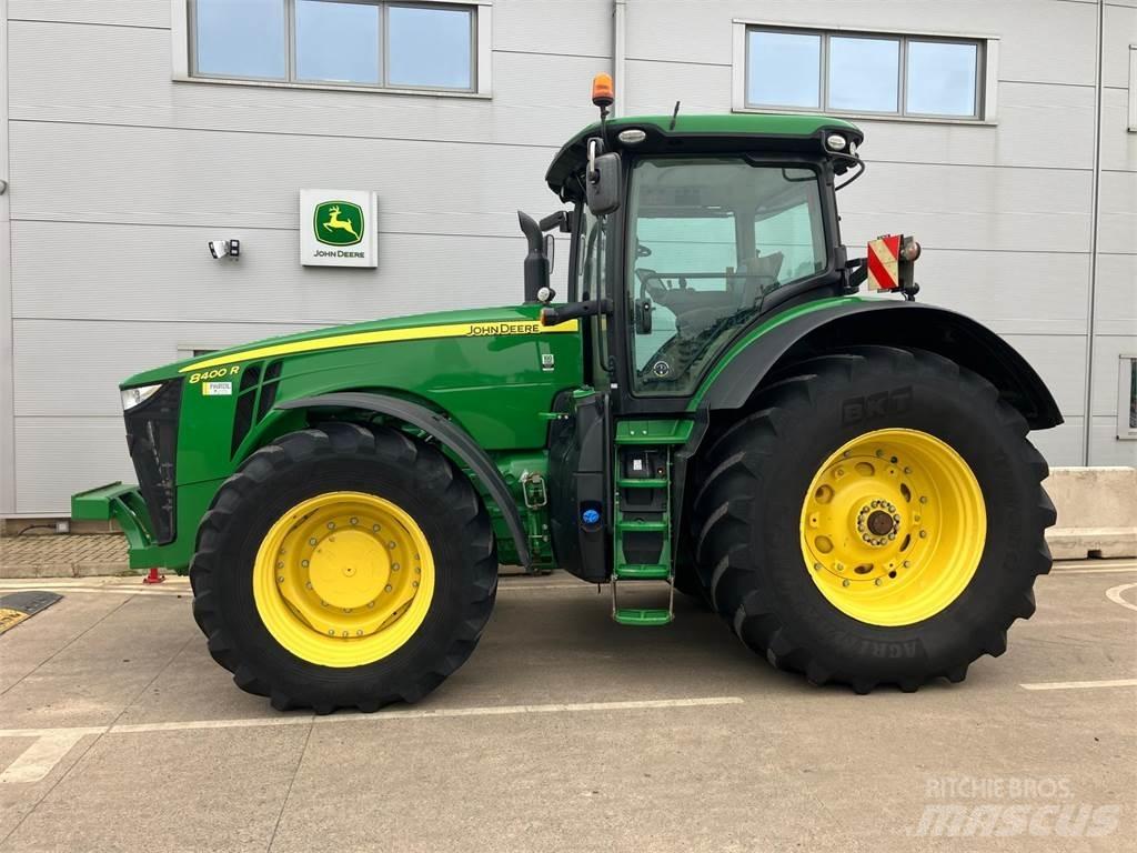John Deere 8400R Tractoare