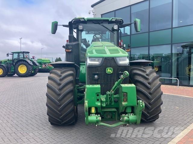John Deere 8R 370 Tractoare