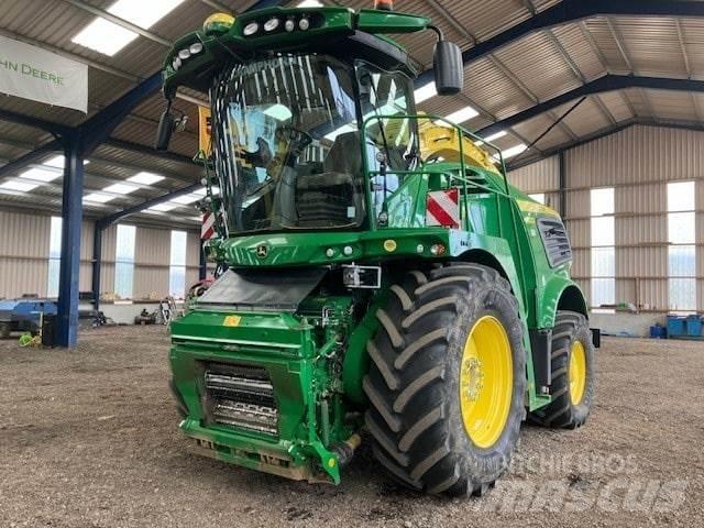 John Deere 9600 Forajere cu autopropulsare