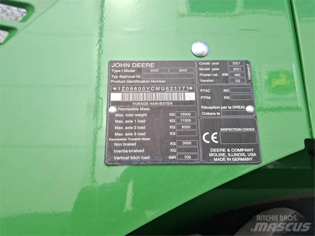 John Deere 9600 Forajere cu autopropulsare