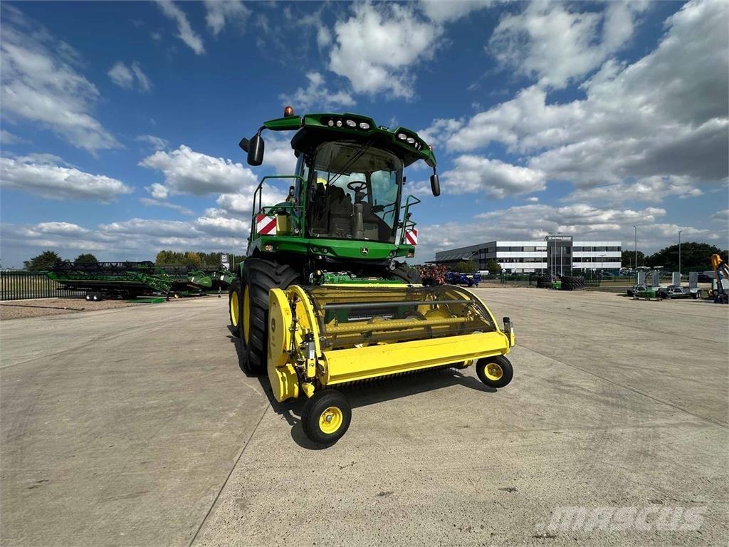 John Deere 9700i Forajere cu autopropulsare