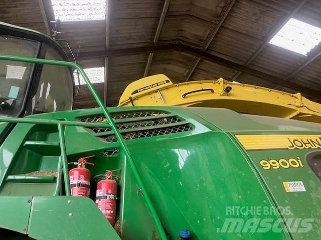 John Deere 9900 Forajere cu autopropulsare