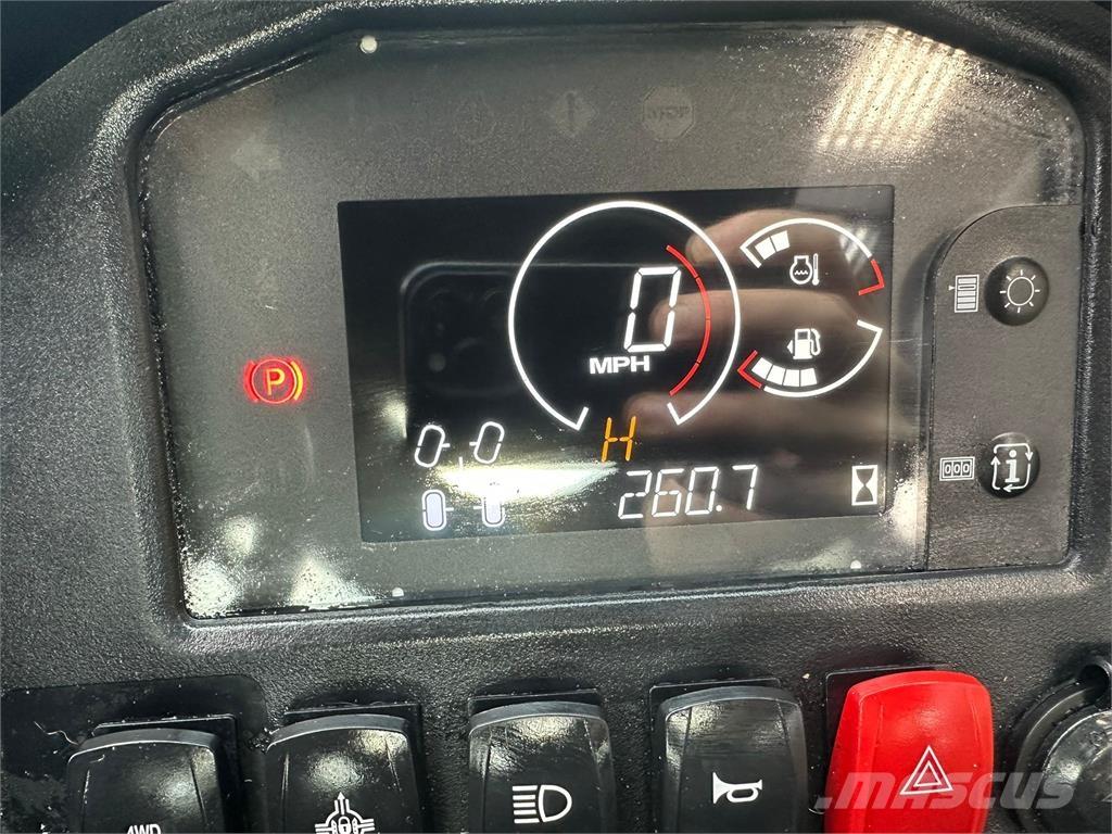 John Deere HPX815E Masini utilitare