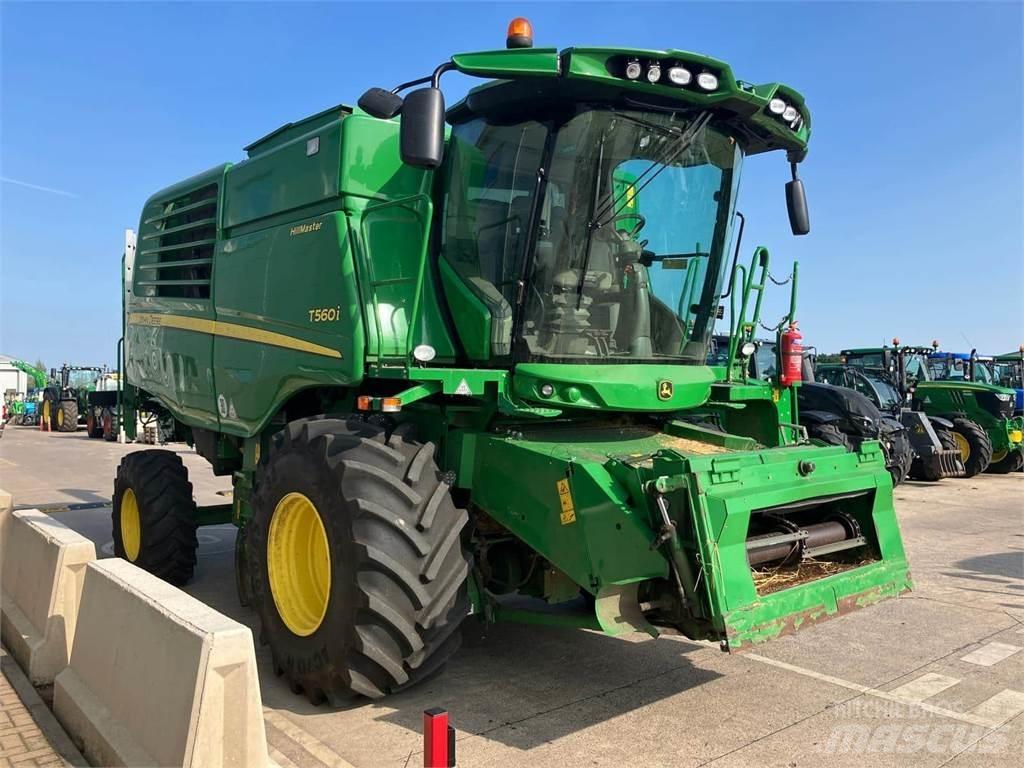 John Deere T560i HM Combine de secerat