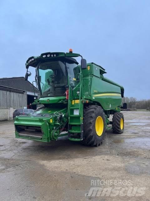John Deere T670 Combine de secerat