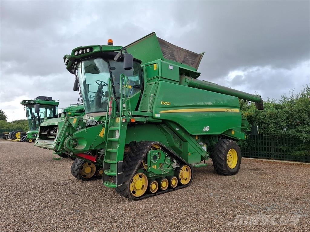 John Deere T670i Combine de secerat
