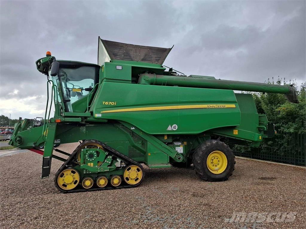 John Deere T670i Combine de secerat