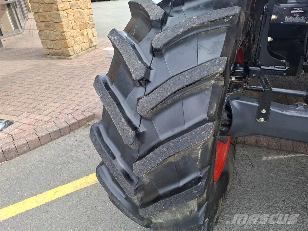 Kubota M7153 Tractoare