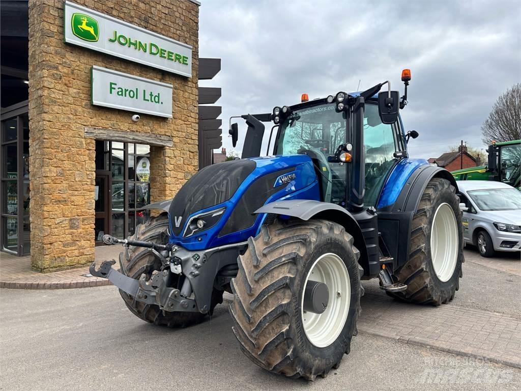 Valtra T234D Tractoare