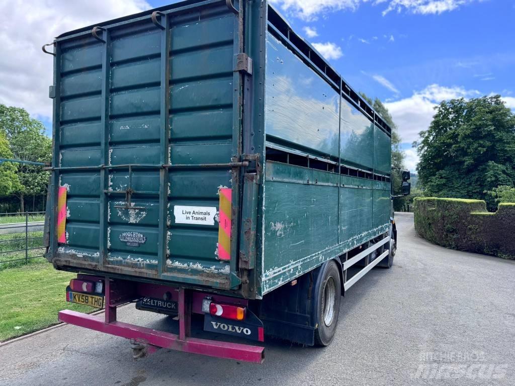 Volvo FL 240 Camioane transport animale