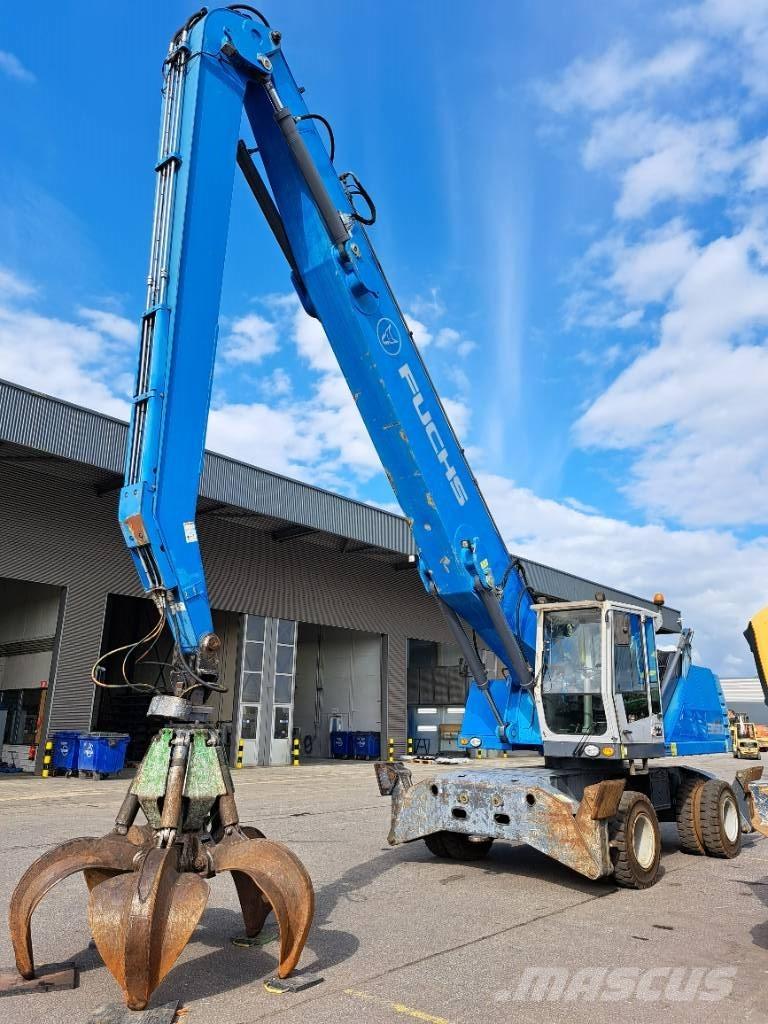 Fuchs MHL 350 E Paleta de manipulare