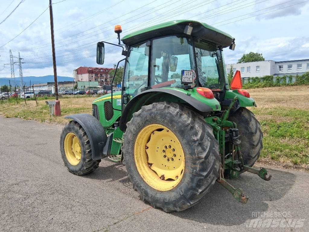 John Deere 5720 Tractoare