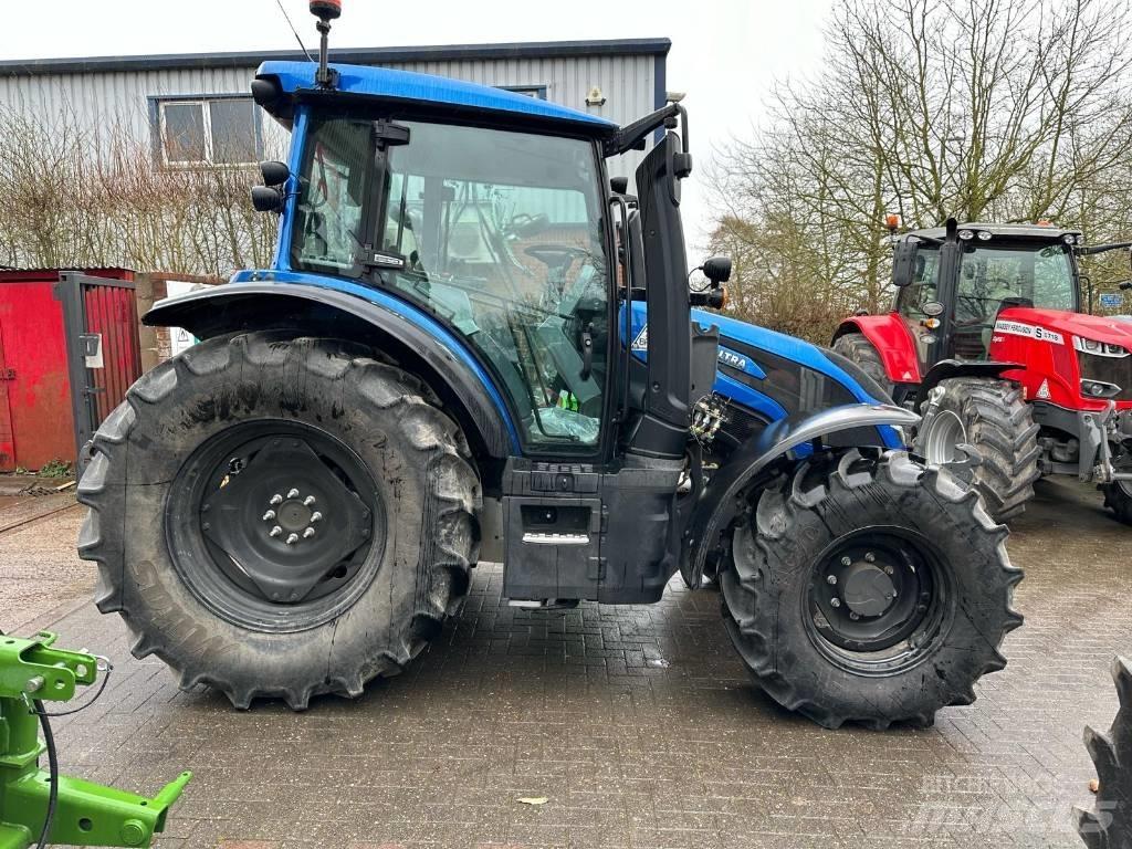 Valtra G125EA Tractoare