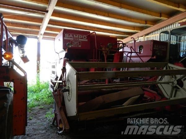 Sampo-Rosenlew 35 Combine de secerat