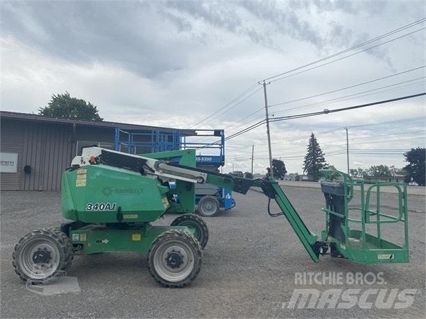 JLG 340 AJ Nacele cu brat articulat