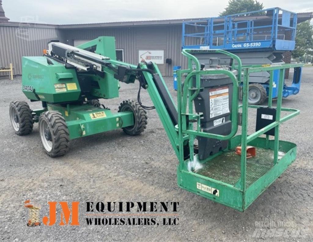 JLG 340 AJ Nacele cu brat articulat
