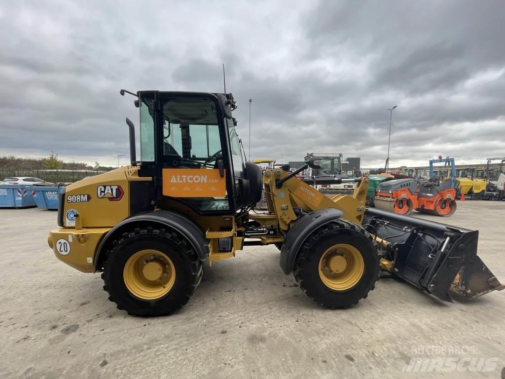 CAT 908M Incarcator pe pneuri