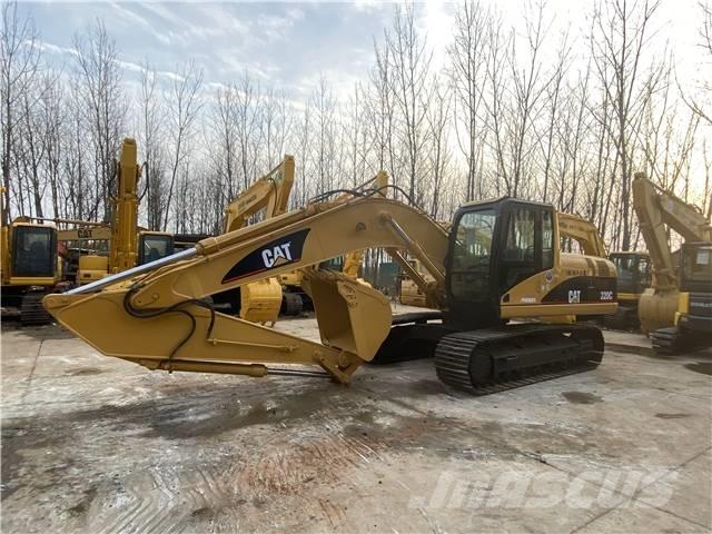 CAT 320C Excavatoare pe șenile
