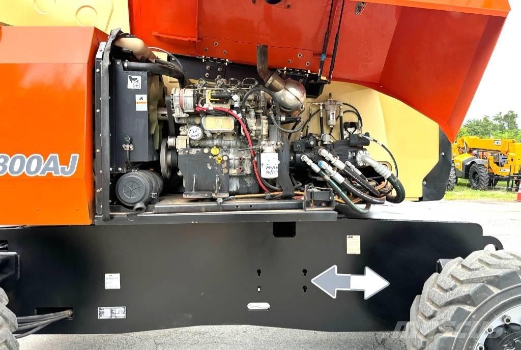 JLG 800 AJ Nacele cu brat articulat