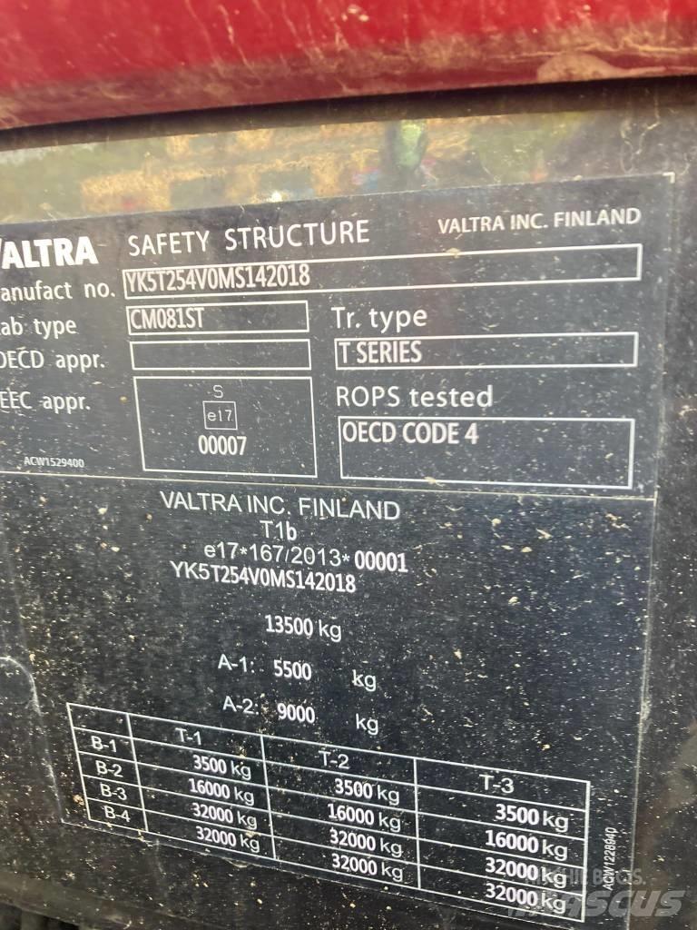 Valtra T 254 V Tractoare