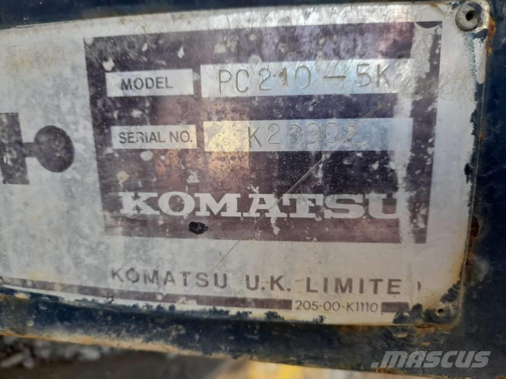 Komatsu PC 210-5 Excavatoare pe șenile

