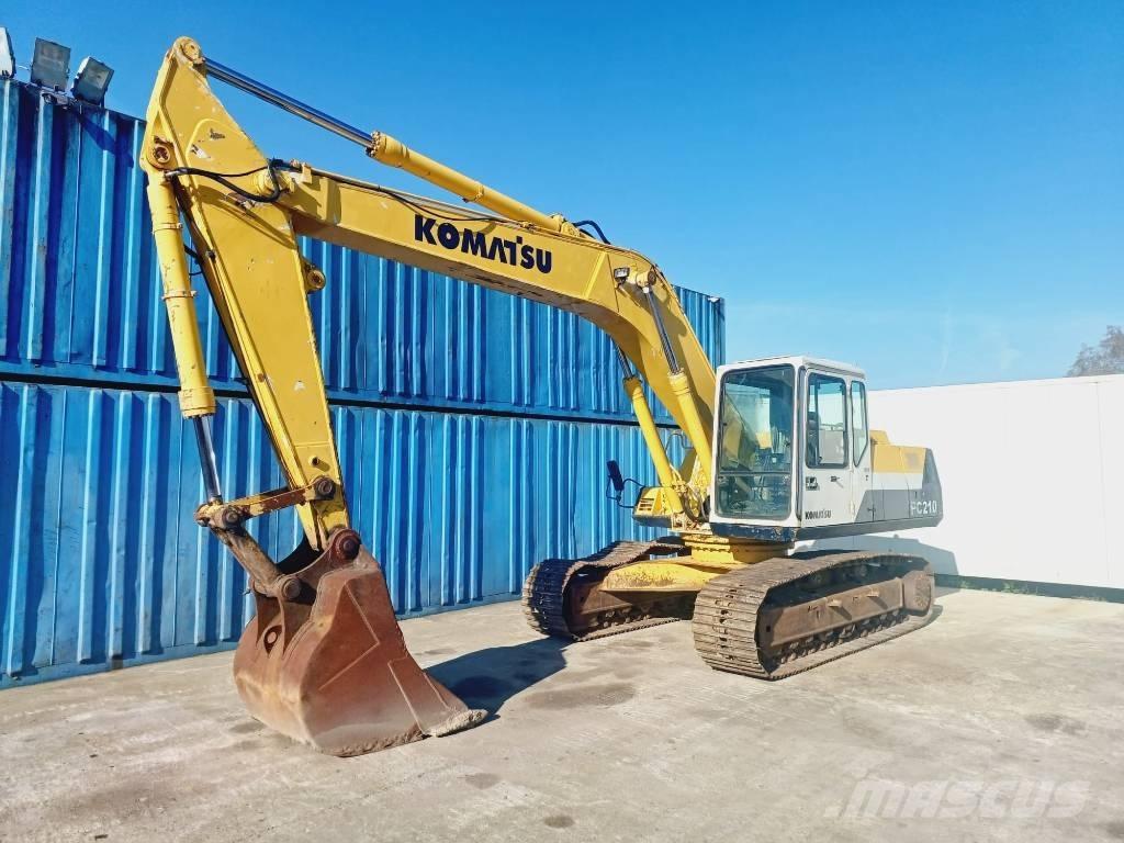 Komatsu PC 210-5 Excavatoare pe șenile
