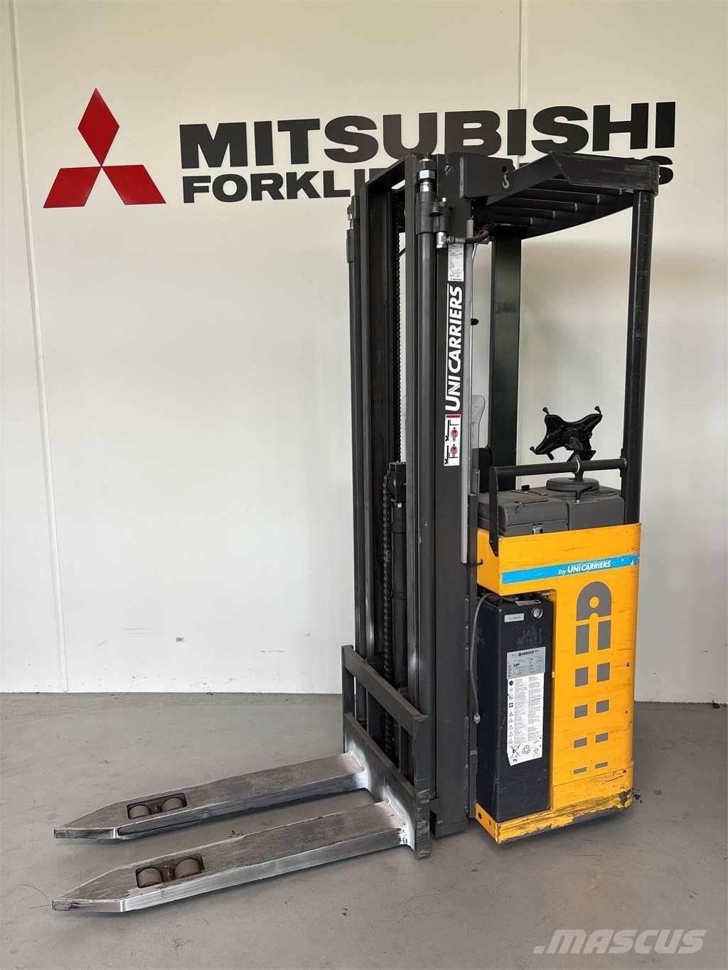 Atlet A160 Transpaleti autopropulsanti