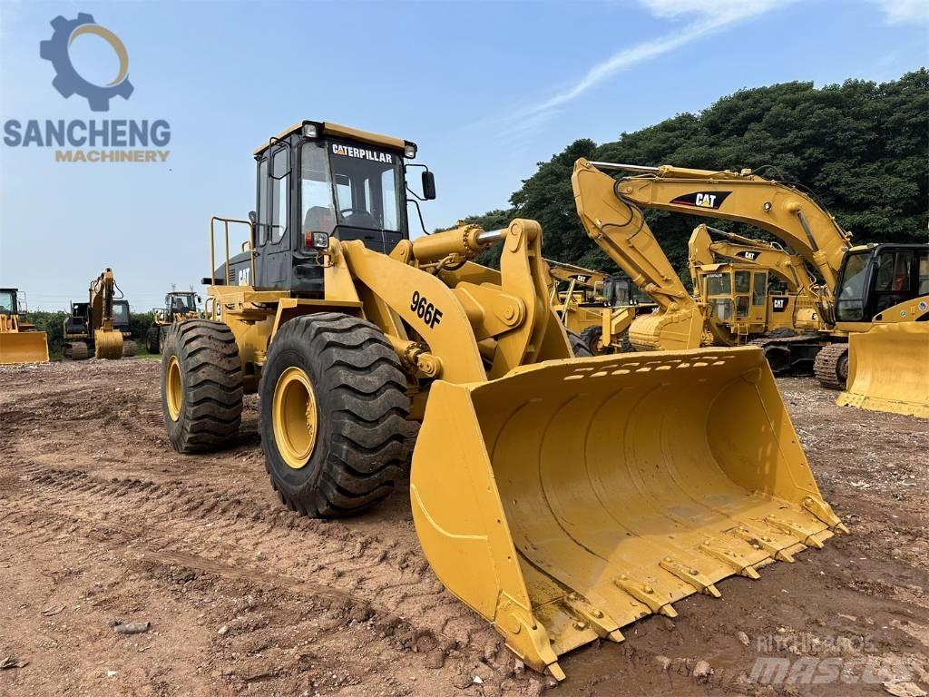 CAT 966F Incarcator pe pneuri