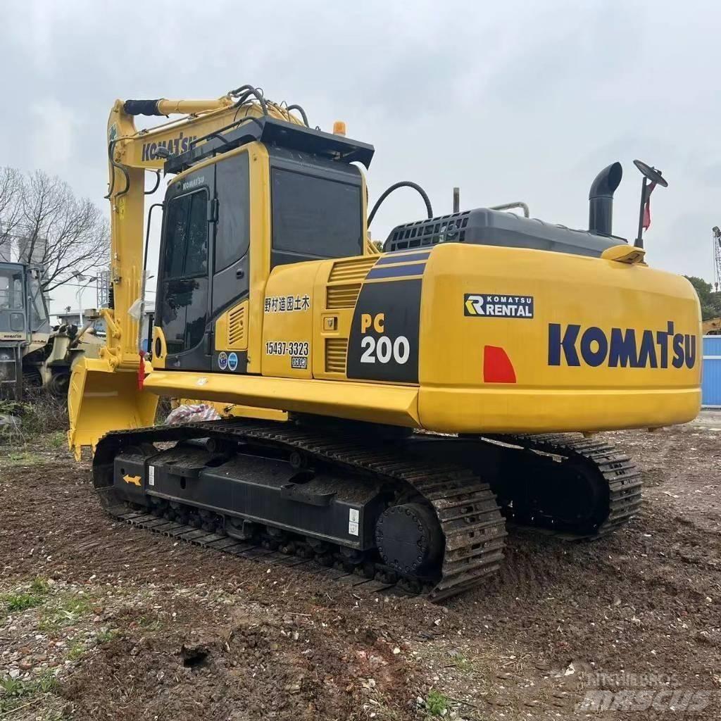 Komatsu pc200-8 Excavatoare pe șenile
