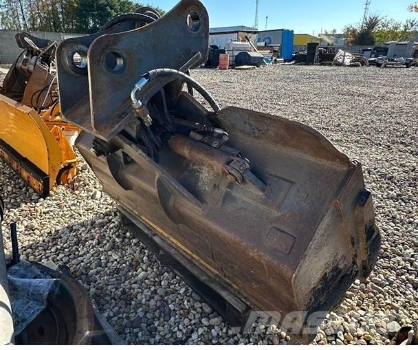 Komatsu PW160-7EO Excavator