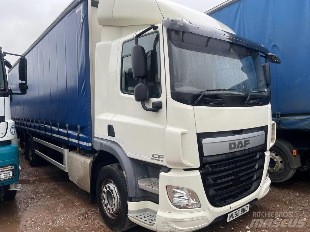DAF CF 330 Camion cu prelata