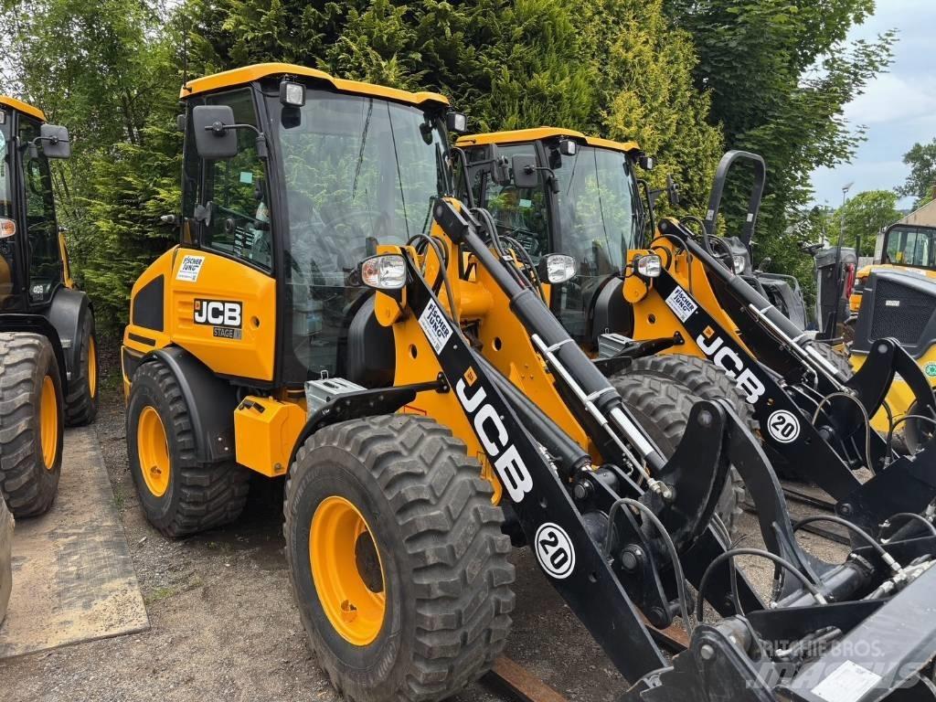 JCB 407 Incarcator pe pneuri