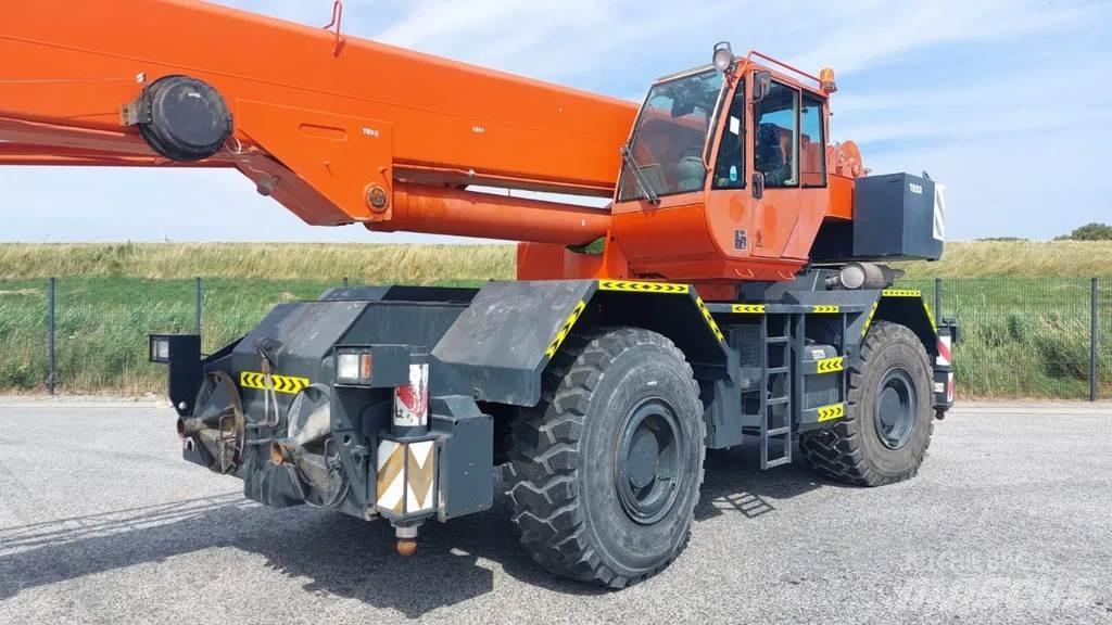 Terex A600 Macara teren accidentat