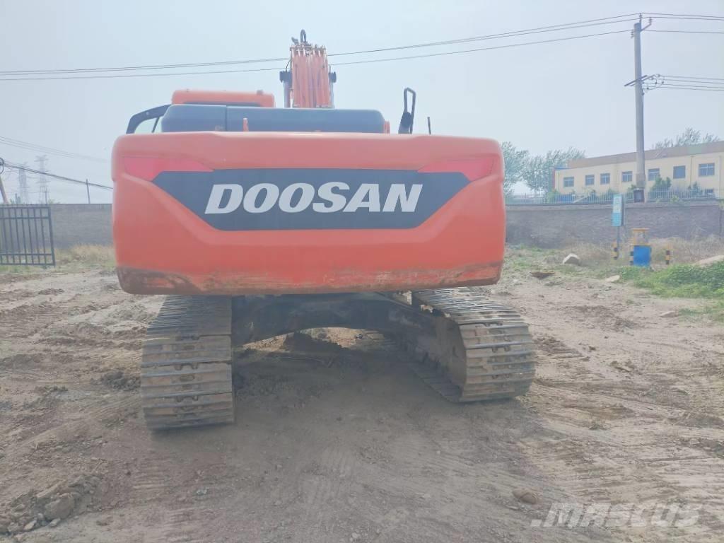 Doosan DX225LC-9C Excavatoare pe șenile

