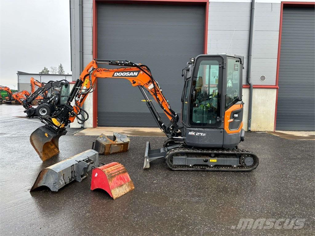 Doosan DX27Z-7 Mini excavatoare < 7t