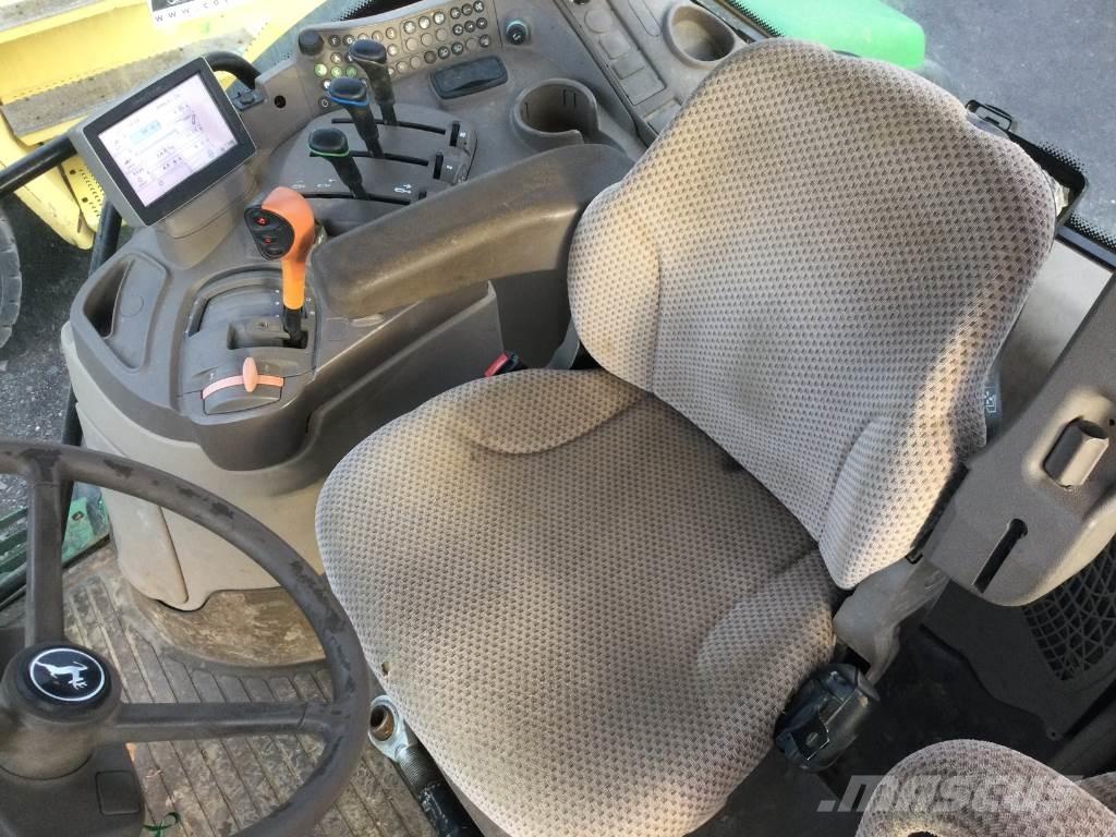 John Deere 6125R Tractoare