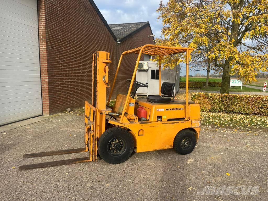 Mitsubishi FG25 Strivuitoare-altele
