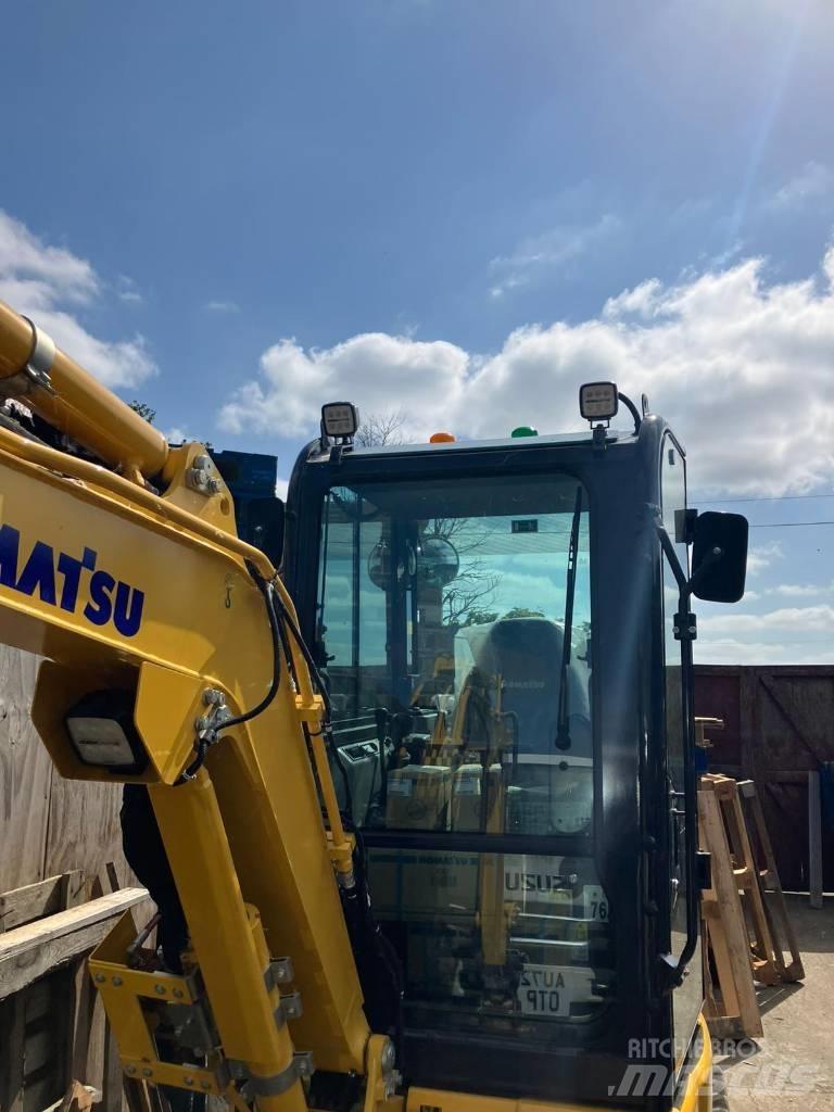 Komatsu PC 26 MR Mini excavatoare < 7t