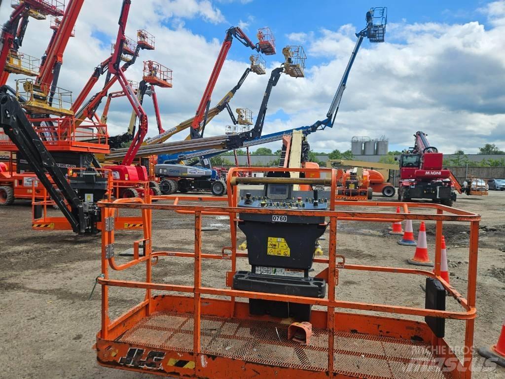 JLG 1500 SJ Nacele cu brat telescopic