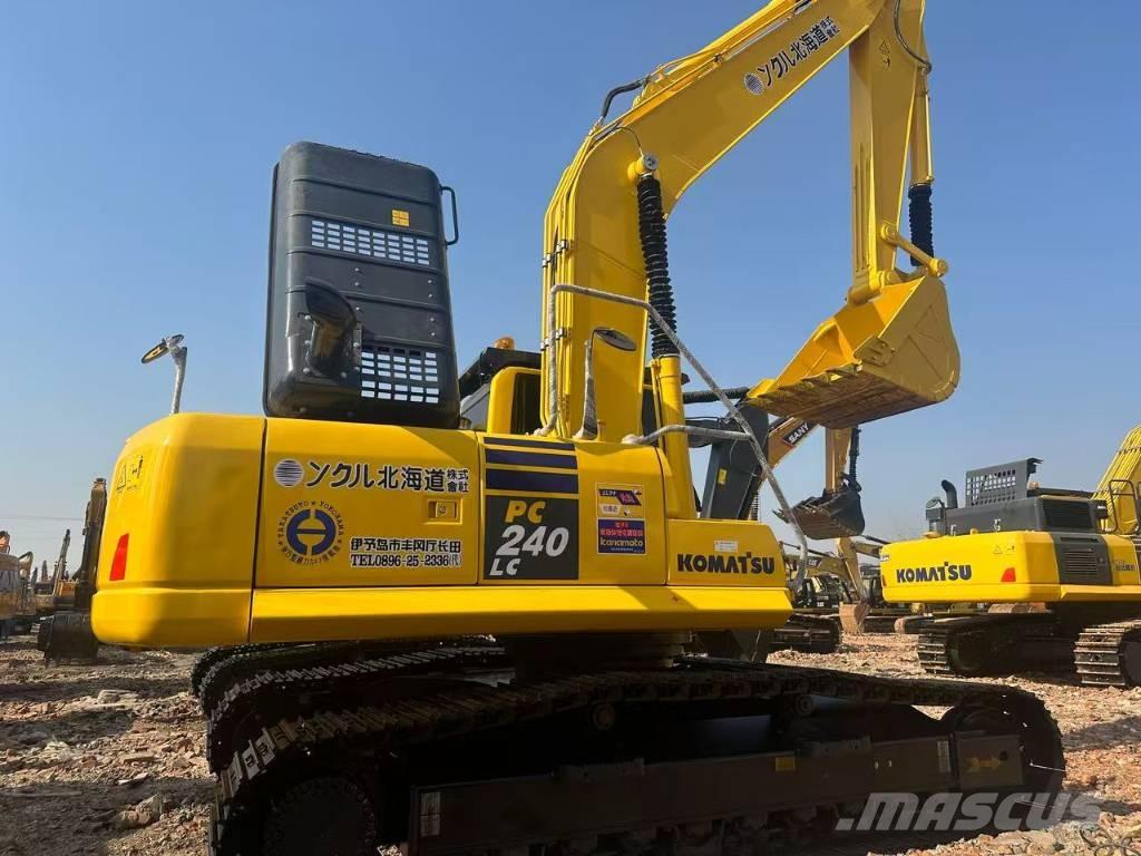 Komatsu PC 240 Excavatoare pe șenile
